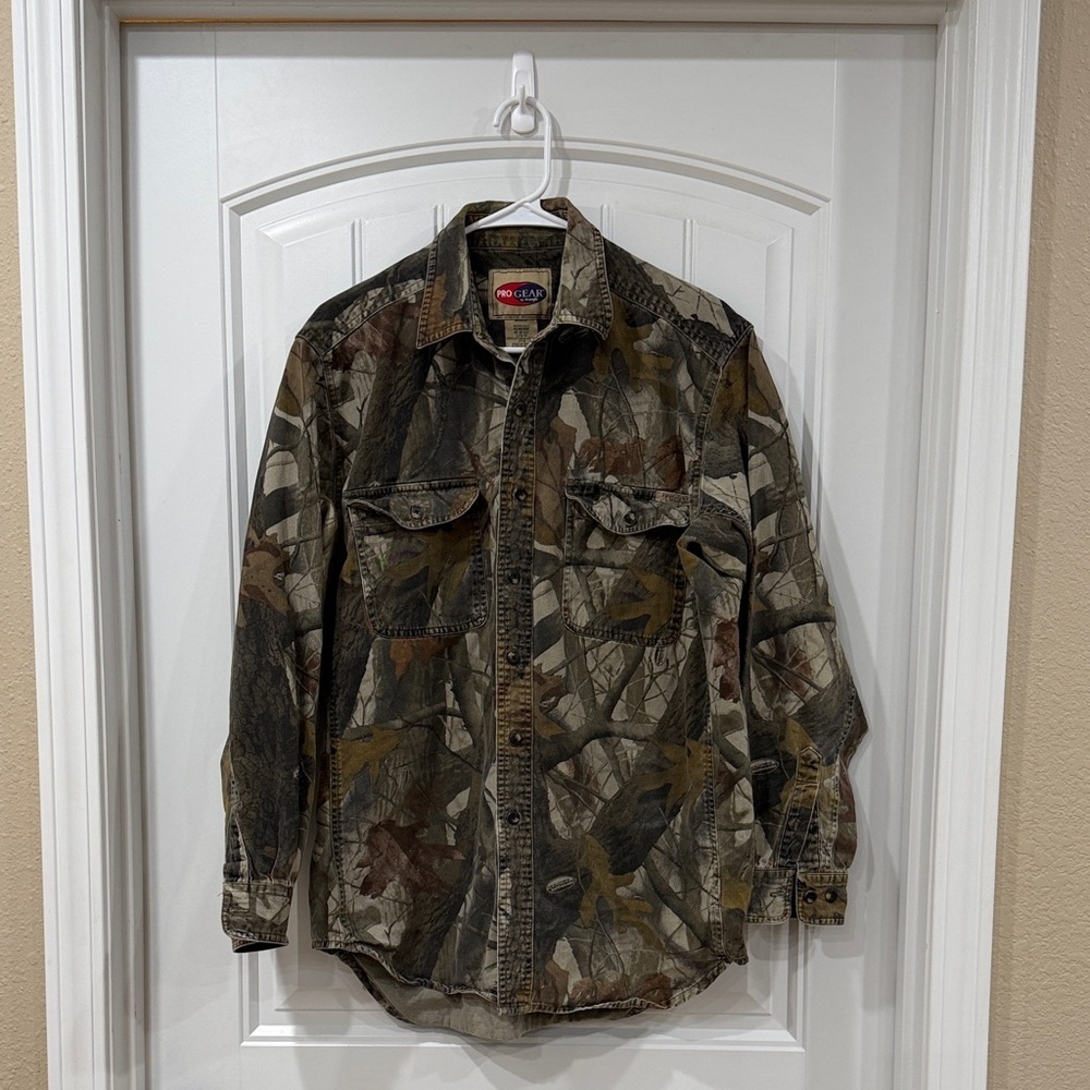 Pro Gear by Wrangler Y2K Men's Woodland Camo Button Down Shirt VINTAGE!!